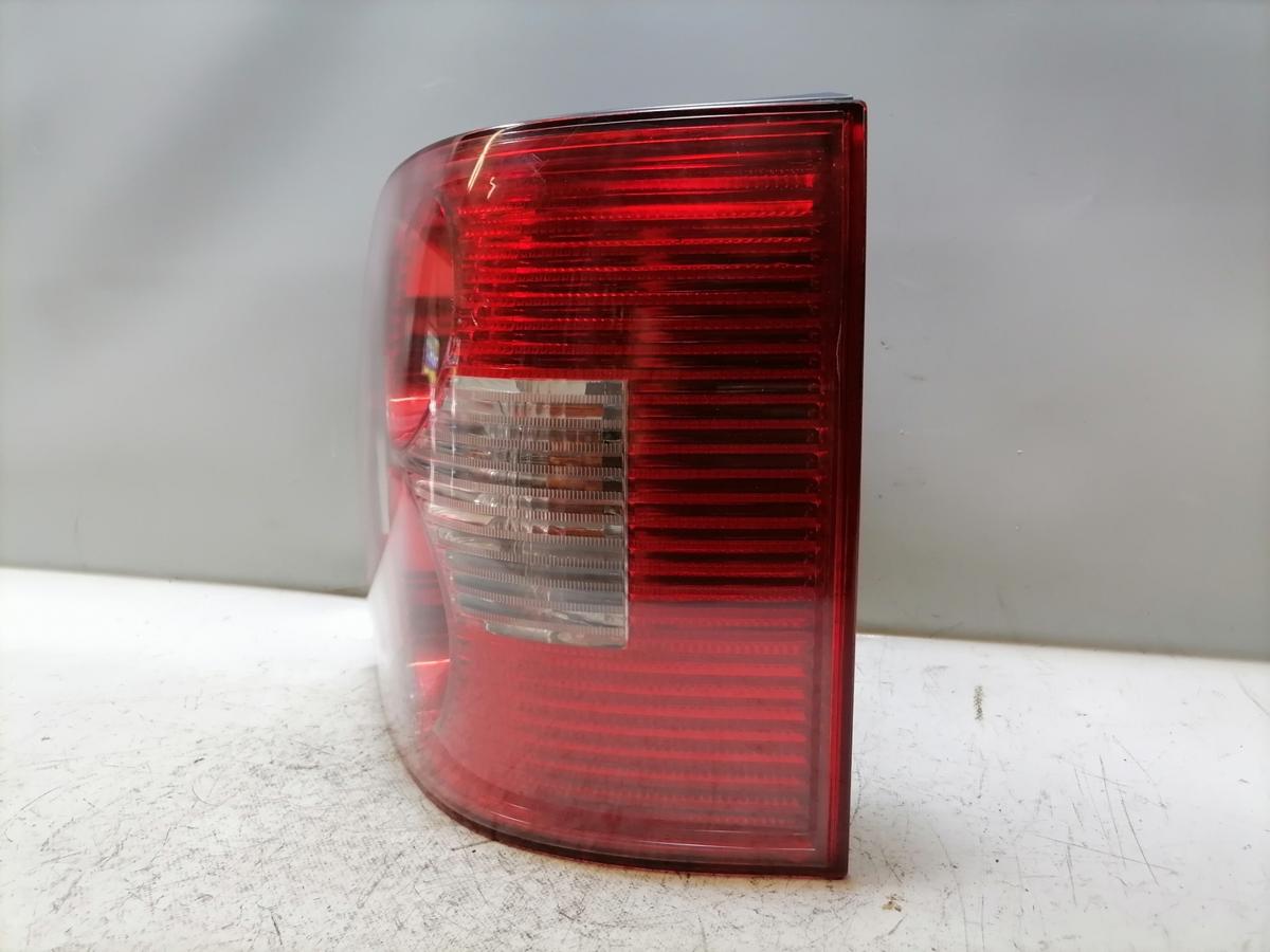 VW Passat 3BG R&uuml;cklicht R&uuml;ckleuchte Schlussleuchte rechts Kombi Bj.2003